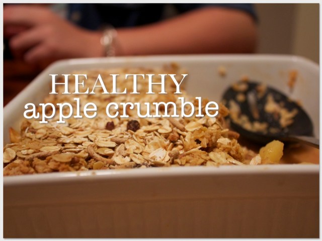 healthy apple crumble